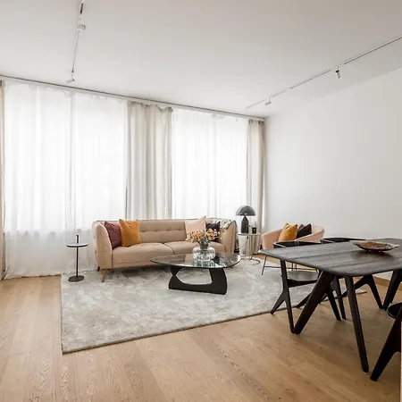 Deluxe House With Private Sauna At Kamppi Apartment Helsinki