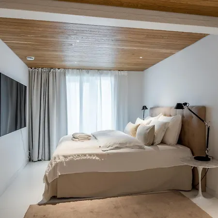 Deluxe House With Private Sauna At Kamppi * Helsinki