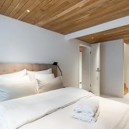 Deluxe House With Private Sauna At Kamppi Daire Helsinki